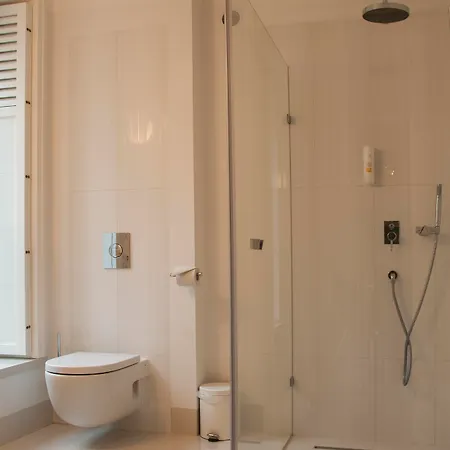 Baltica לינה וארוחת בוקר 3*